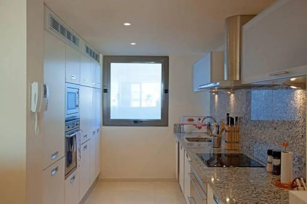 Alanda Los Flamingos Apartment Estepona Spain