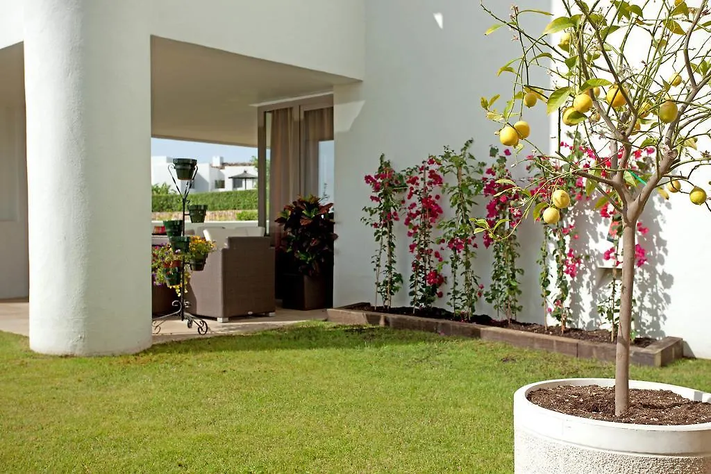 Alanda Los Flamingos Apartment Estepona 0*,  Spain